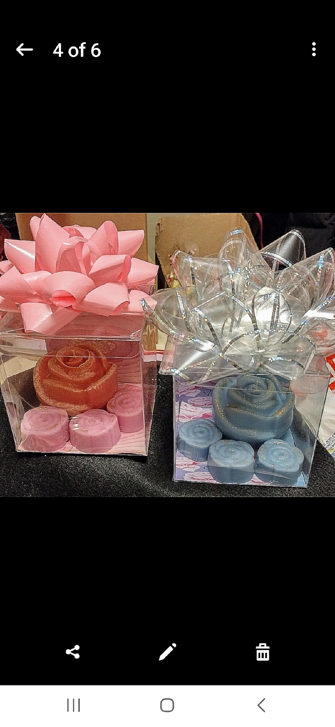 "Rose' Sensation"  Rose shaped candle set