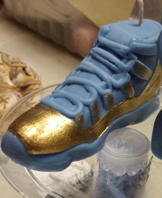 Sneaker candle